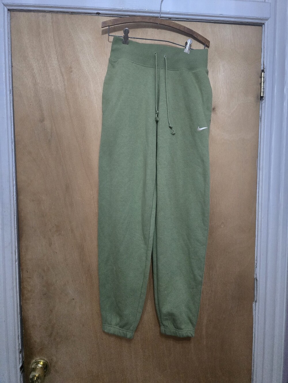 Nike Oversized Fit Higj Rise Green Fleece Joggers with Drawstring